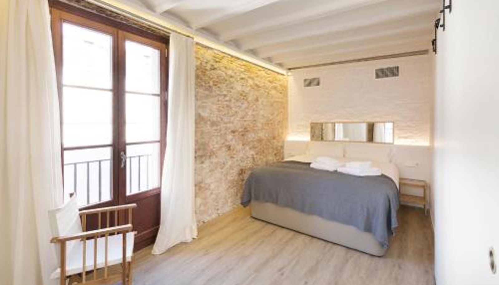 Zimmer - Decô Apartments Barcelona-Born Apt.
