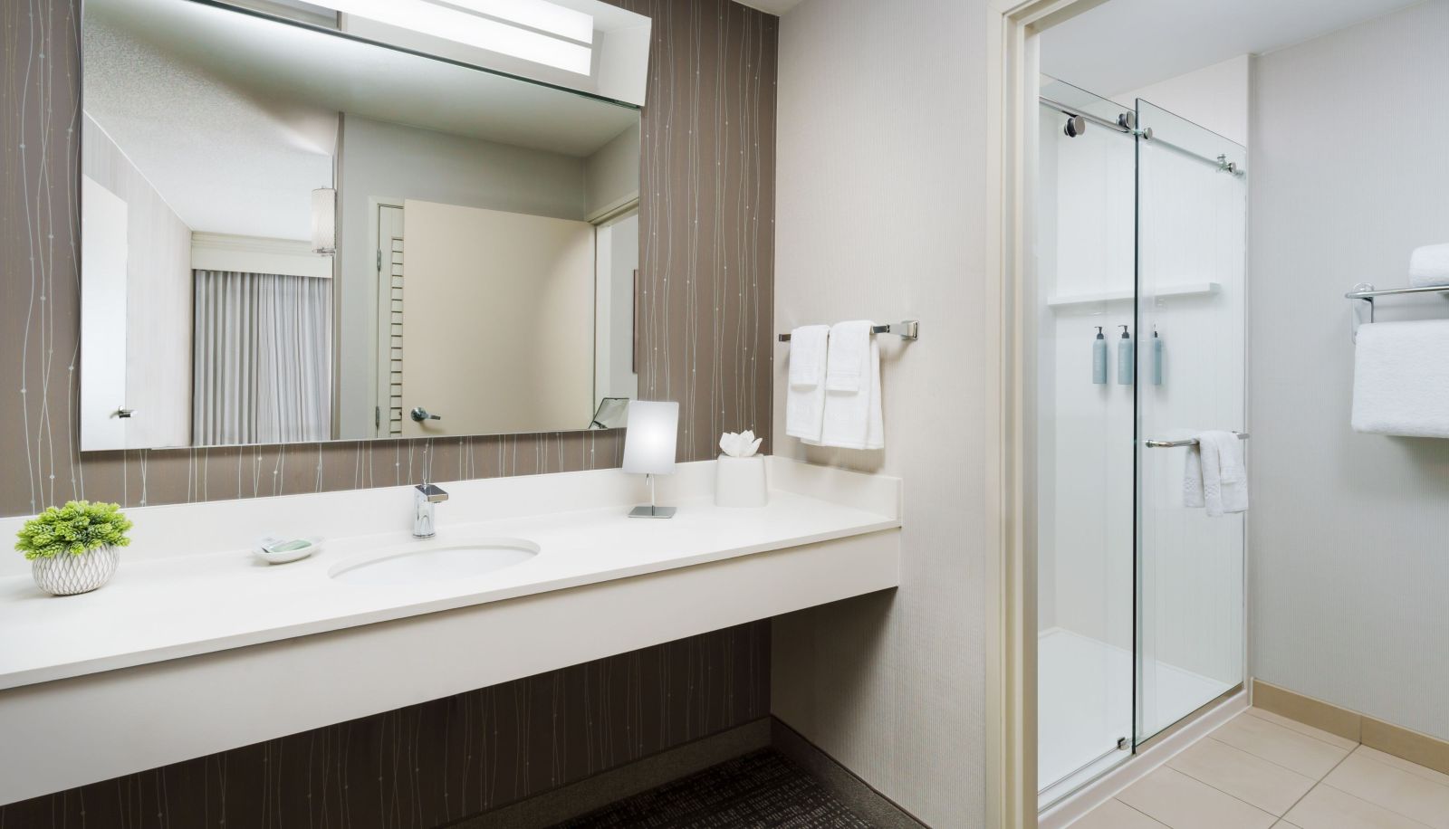 Habitación - Courtyard by Marriott Roseville Galleria Mall Creekside Ridge Drive