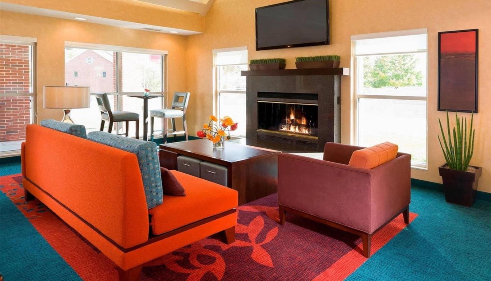 Hall - MainStay Suites Appleton Airport - Fox River Mall Area