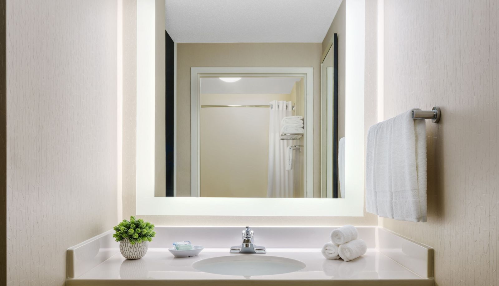 Zimmer - SpringHill Suites by Marriott Manchester-Boston Regional Airport