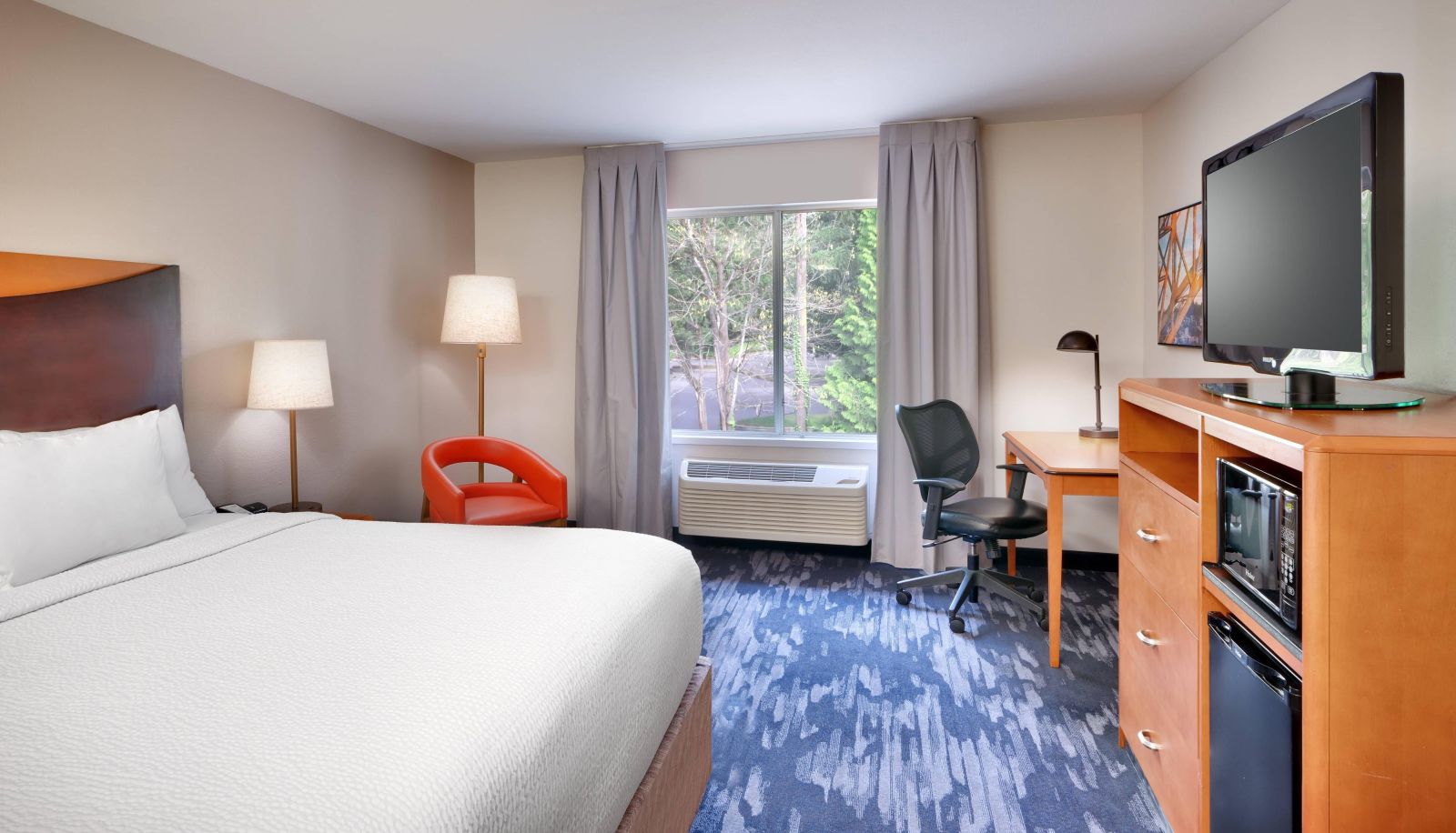Room - Fairfield Inn and Suites by Marriott Seattle Bellevue Redmond