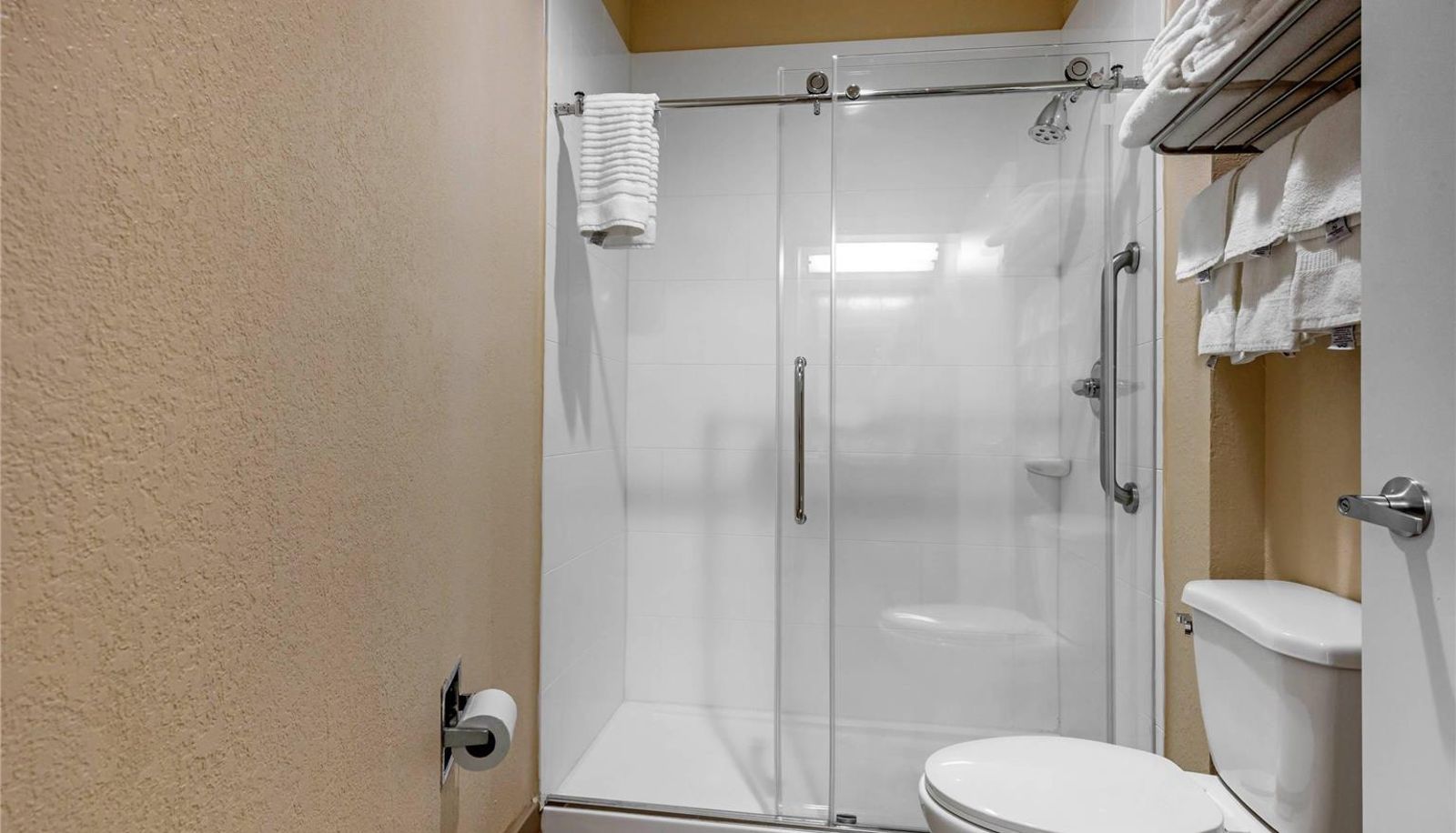 Zimmer - Comfort Inn & Suites Montgomery East Carmichael Rd