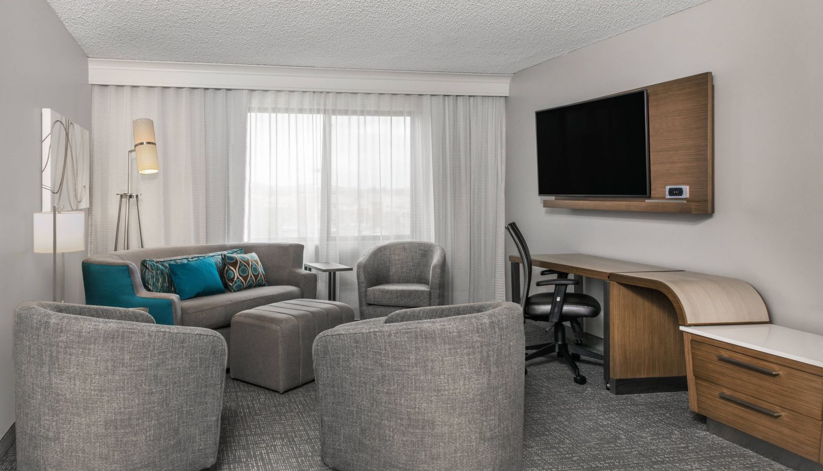 Zimmer - Courtyard by Marriott Reno