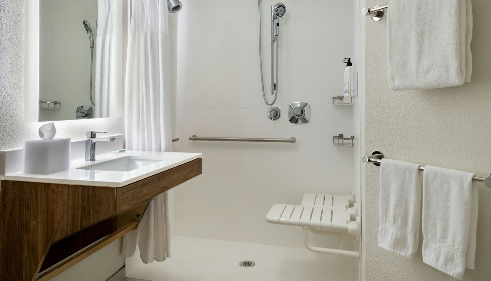Zimmer - SpringHill Suites by Marriott State College