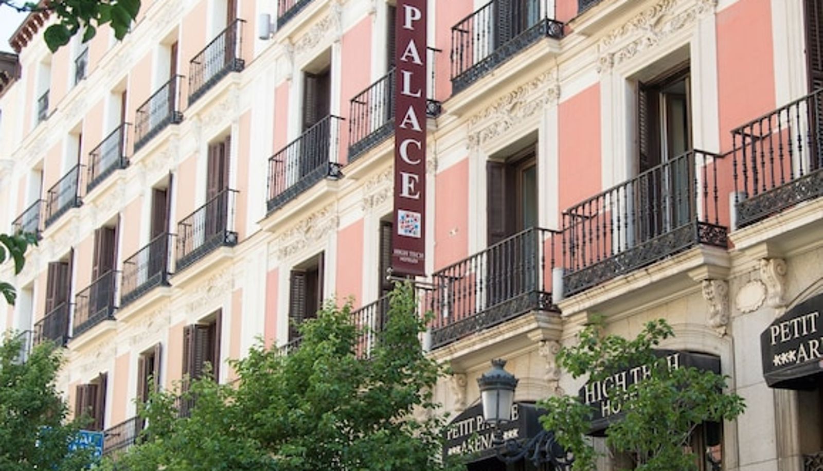 Info - Petit Palace Arenal