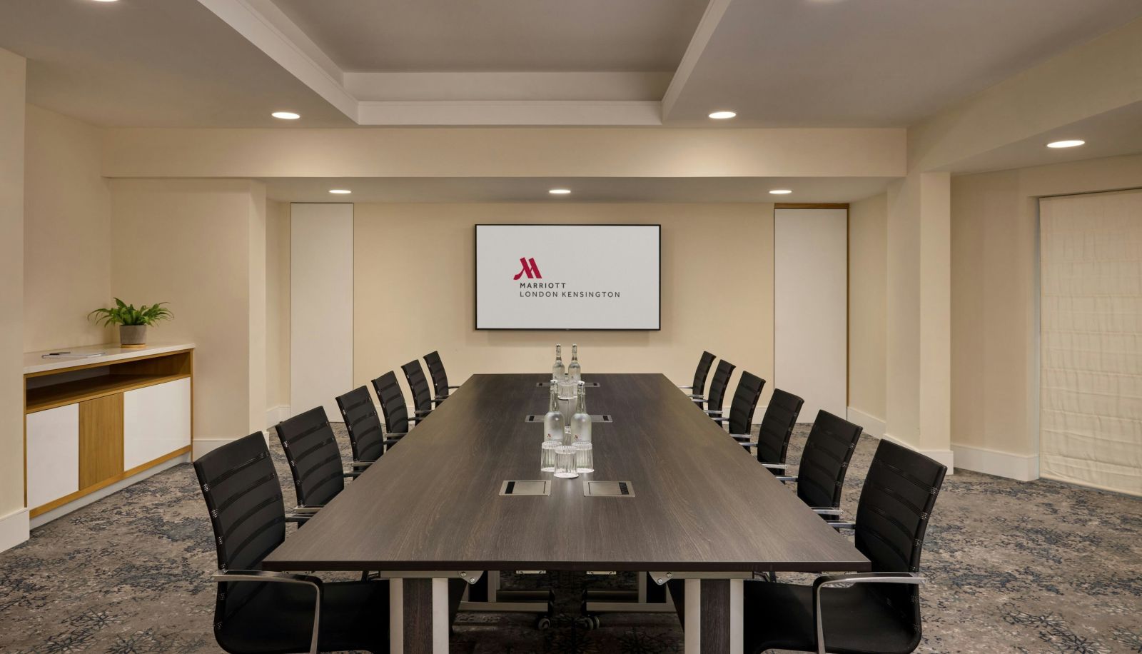 Conference room - London Marriott Hotel Kensington