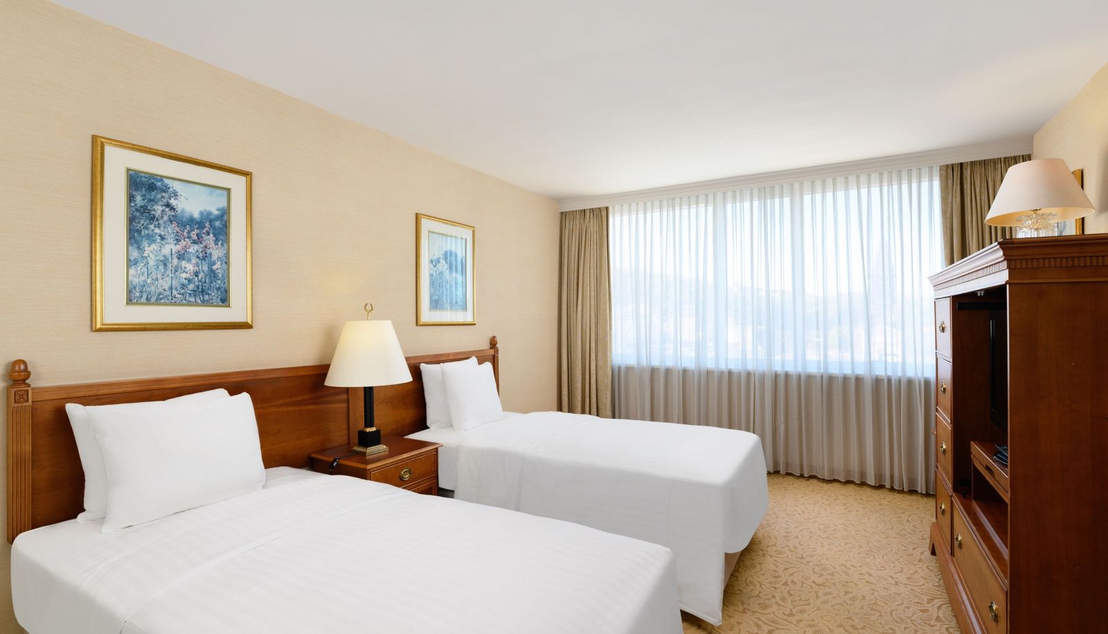 Camera - Marriott Executive Apartments Millennium Court Budapest