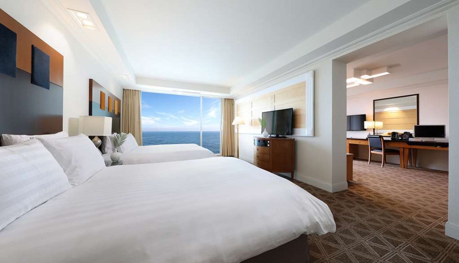 Zimmer - Ramada Plaza by Wyndham Jeju Ocean Front