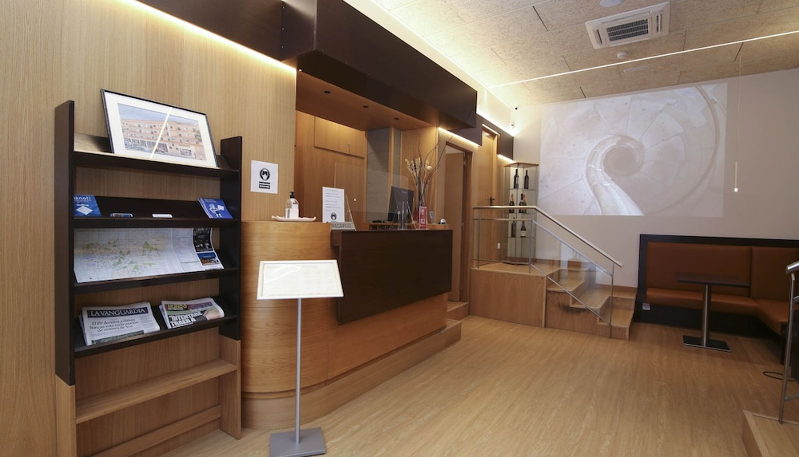 Recepcja - Hotel Esplugues