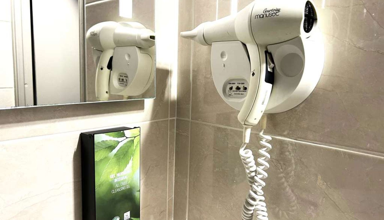 Zimmer - ibis Styles Rouen Nord Barentin