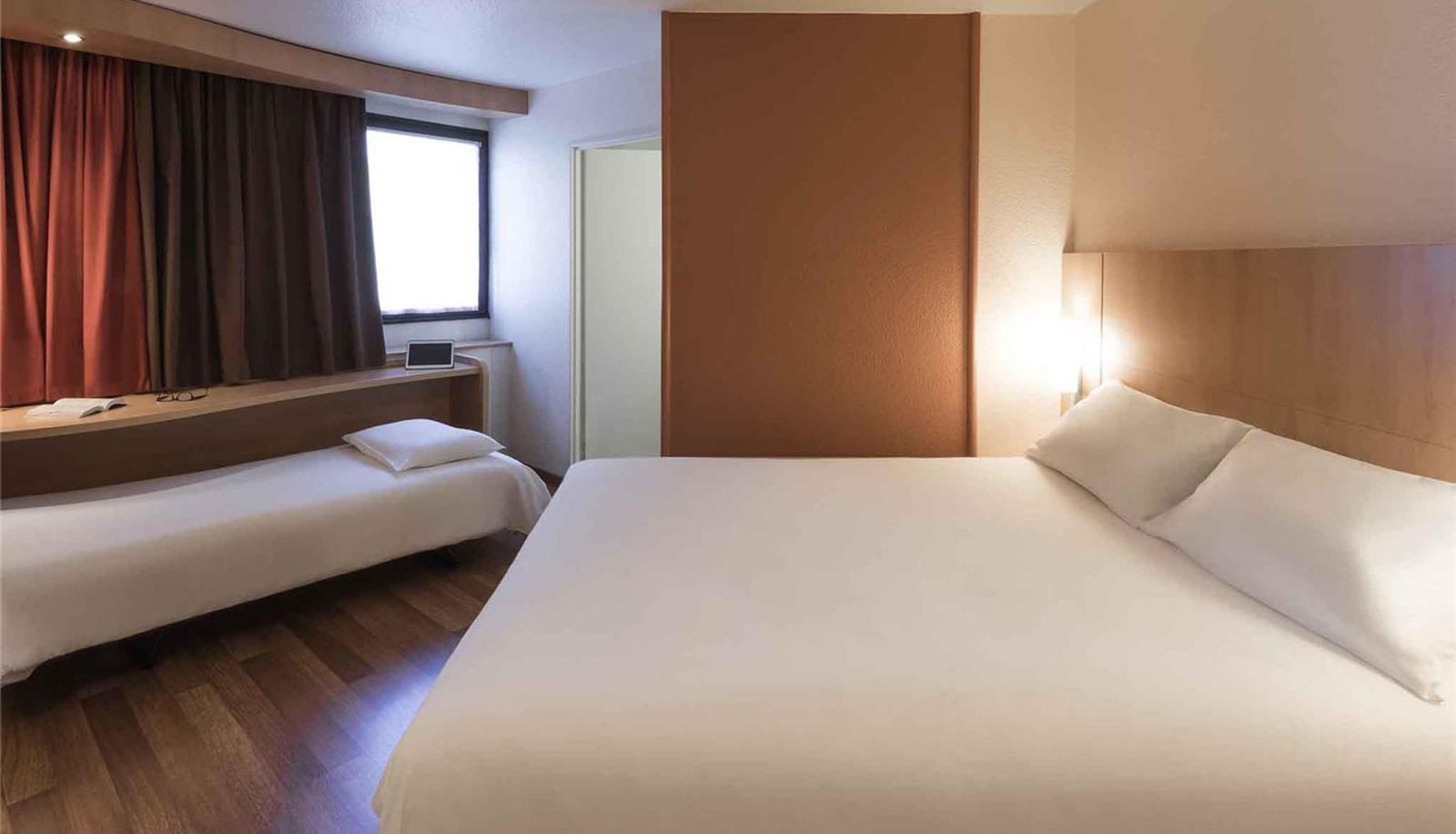 Zimmer - Ibis Angers Centre Château