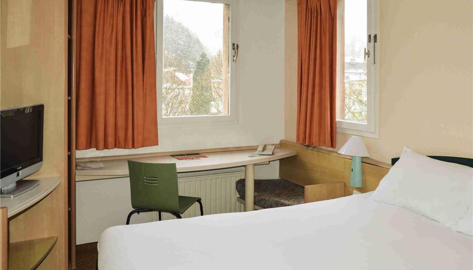 Zimmer - ibis Épinal Centre-Ville