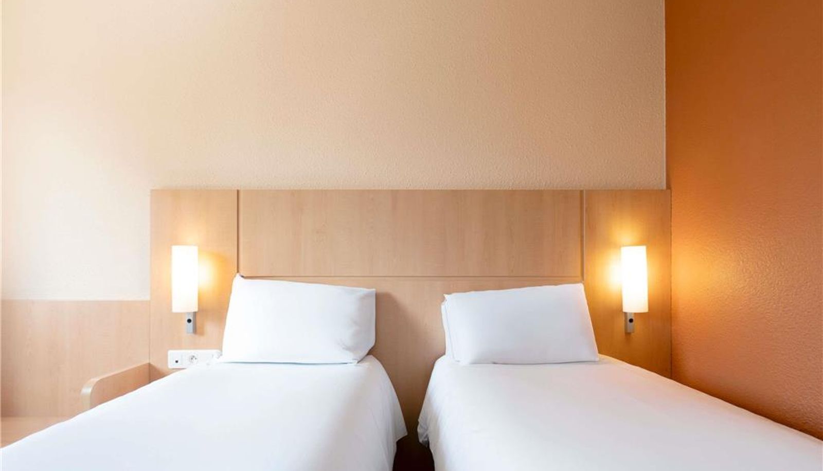 Zimmer - ibis Nancy Centre Gare et Congrès