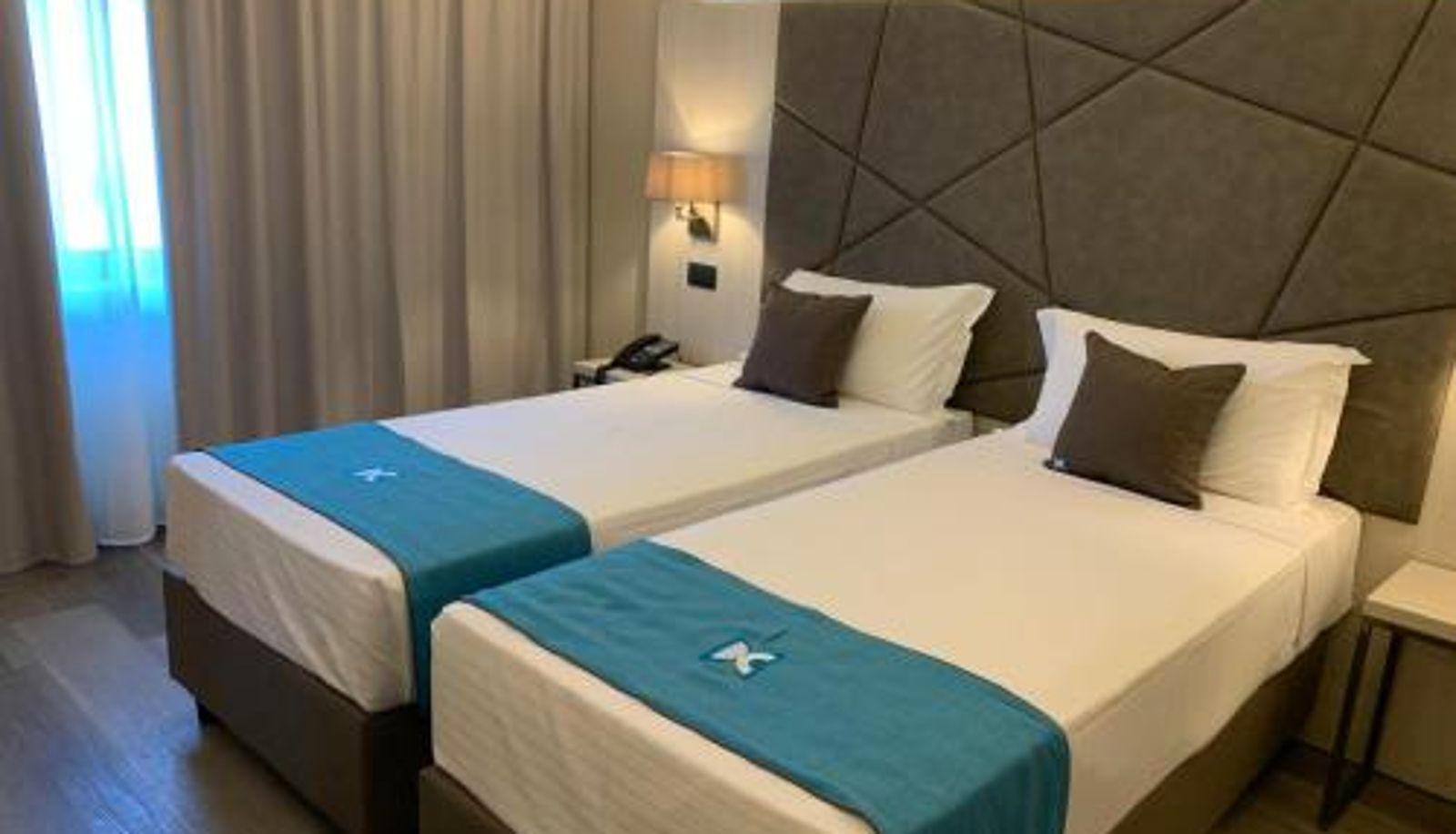 Camera - DC HOTEL INTERNATIONAL
