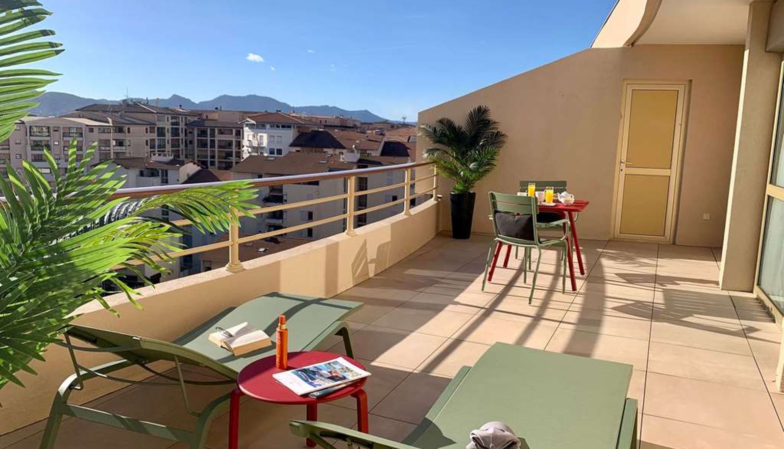 Room - ibis Cannes Plage La Bocca