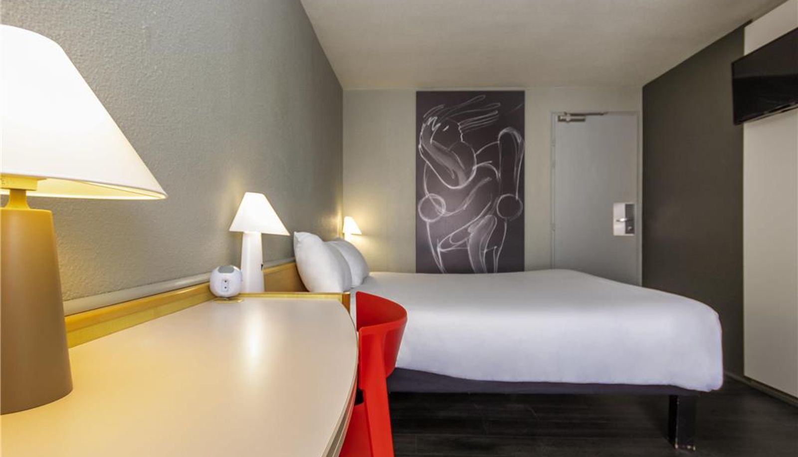 Room - ibis Rochefort