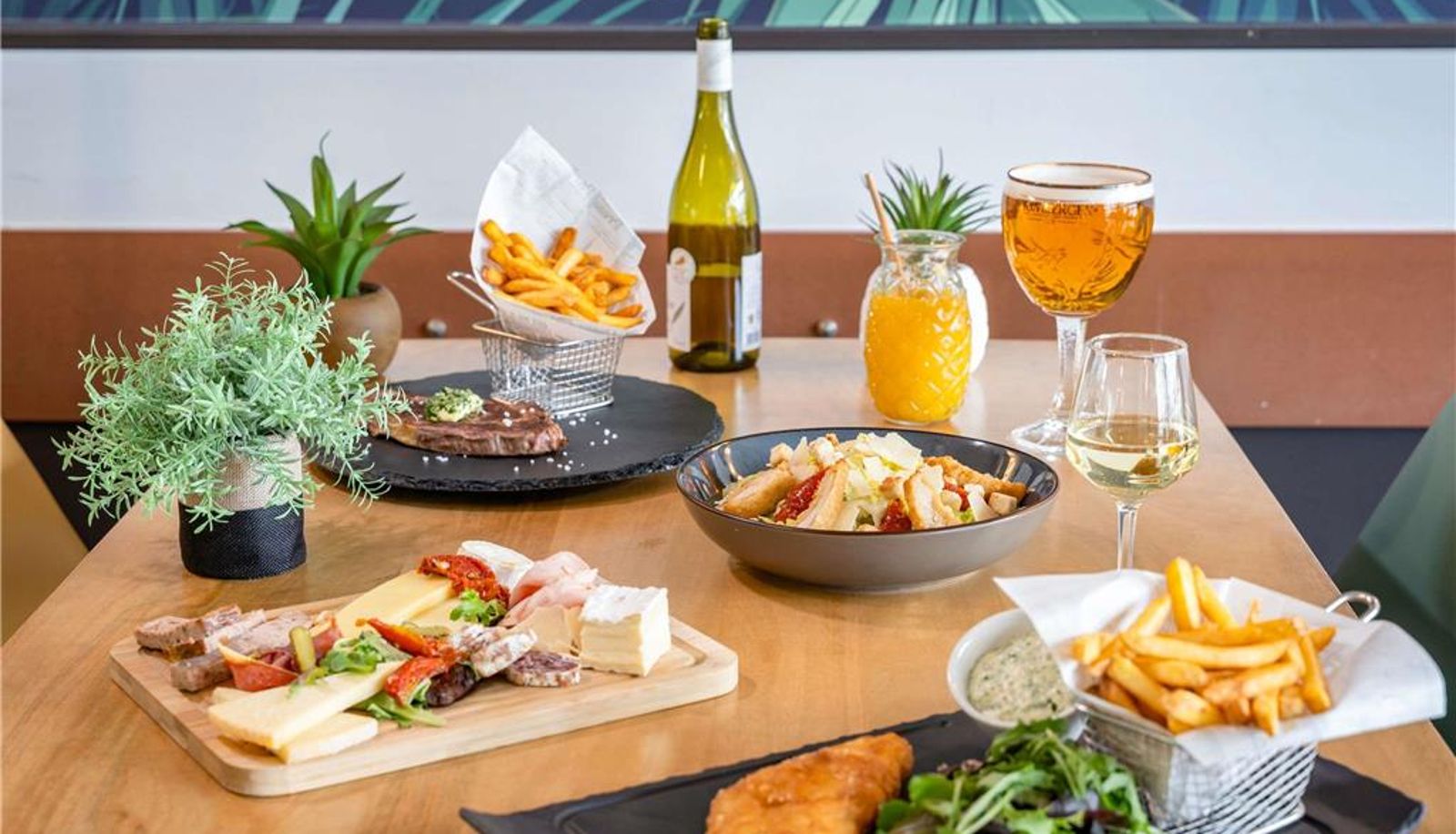 Restaurant - ibis Paris 17 Clichy-Batignolles