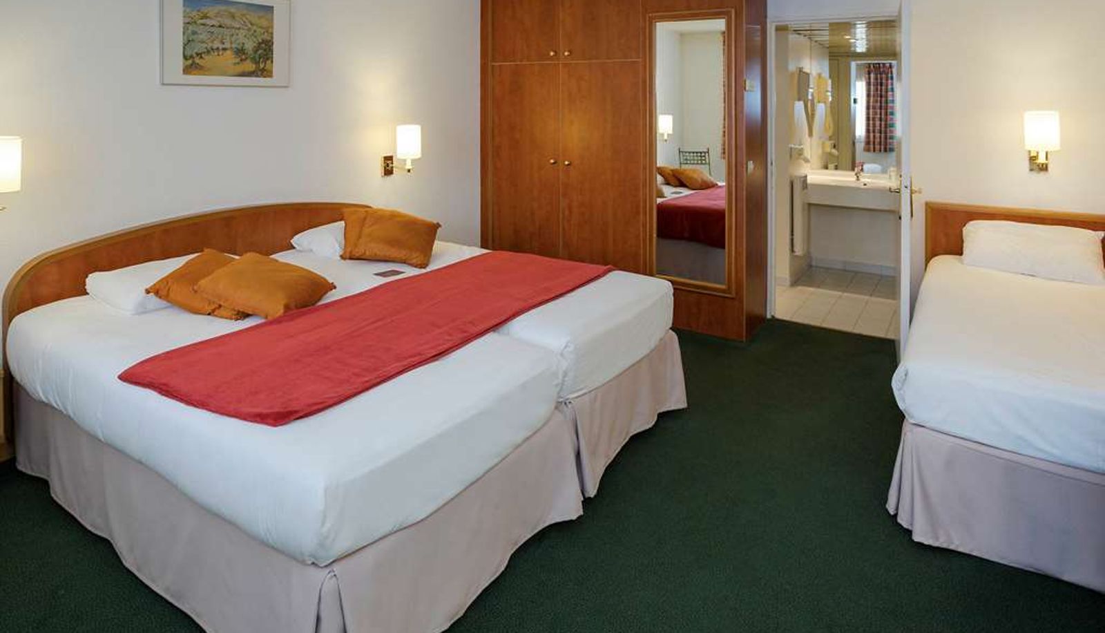 Room - Hôtel Mercure Cannes Mandelieu