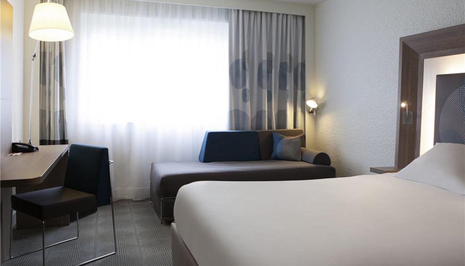 Zimmer - Novotel Fontainebleau Ury