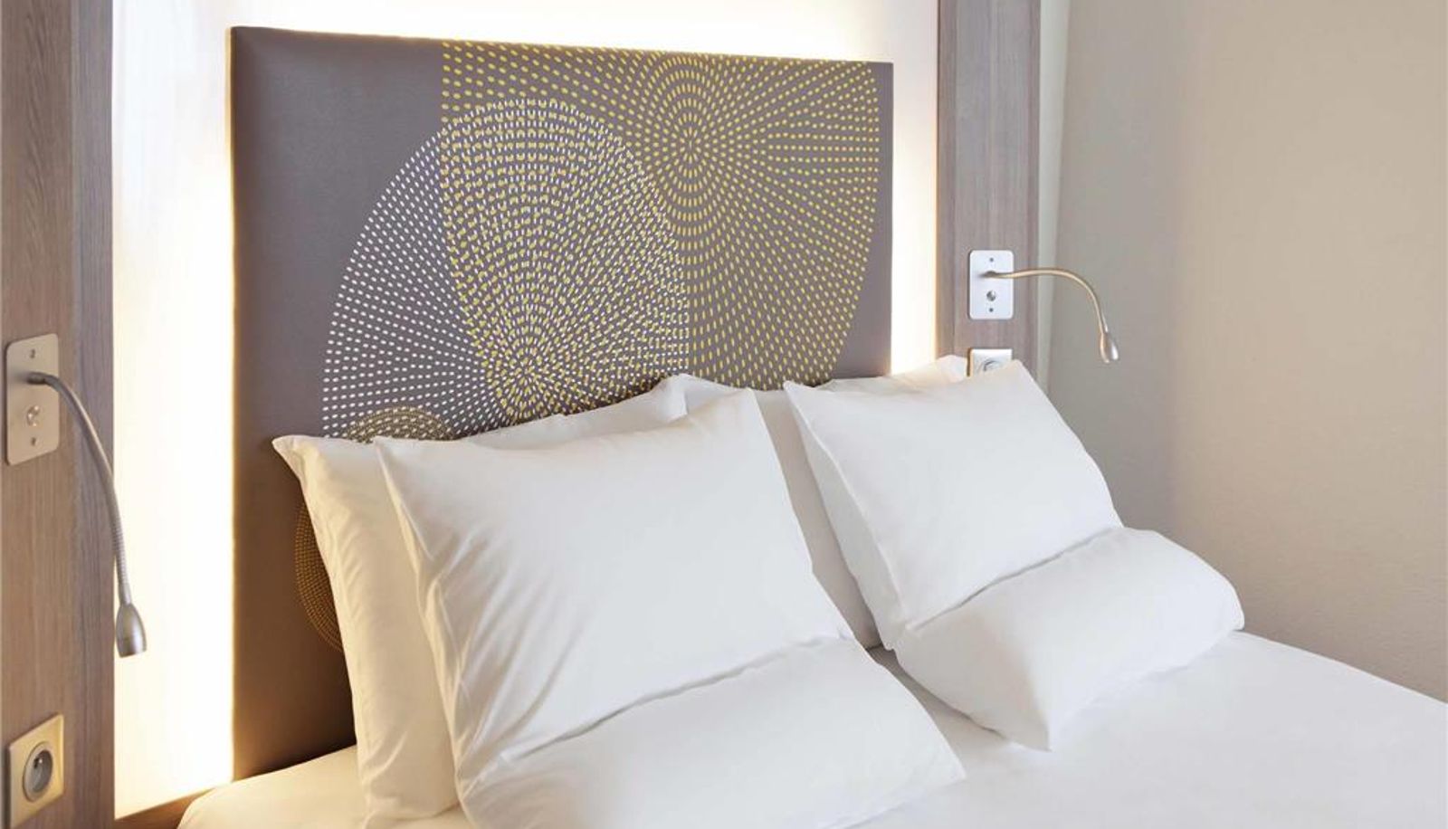 Camera - Novotel Château de Versailles