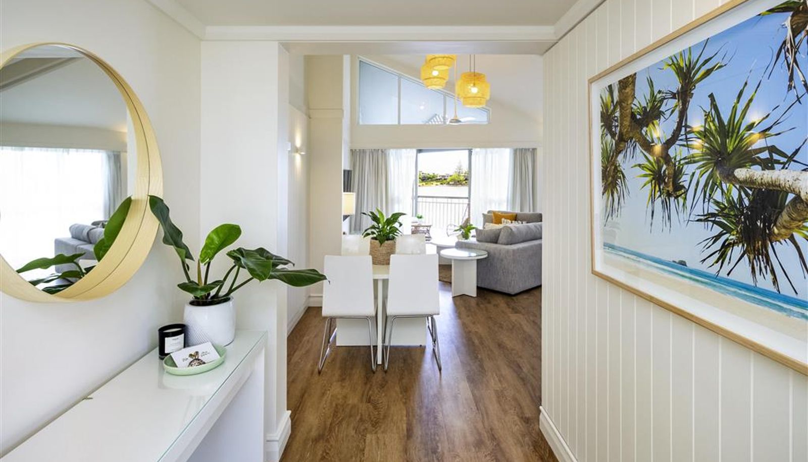 Camera - Novotel Sunshine Coast Resort