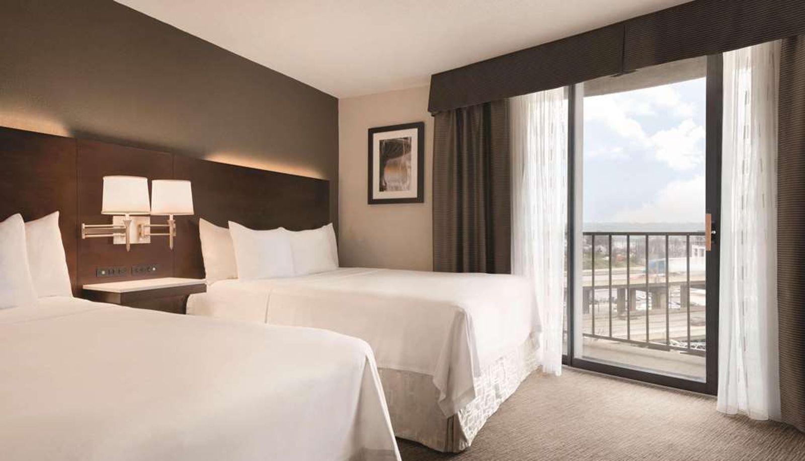 Camera - Radisson Hotel Cincinnati Riverfront
