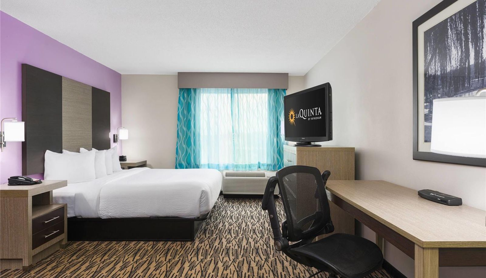 Zimmer - La Quinta Inn & Suites by Wyndham Clarksville