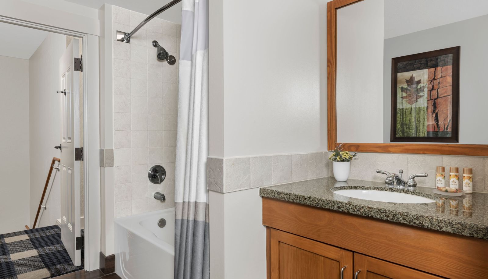 Room - Marriott Grand Residence Club Lake Tahoe 1-3 bedrooms and penthouse