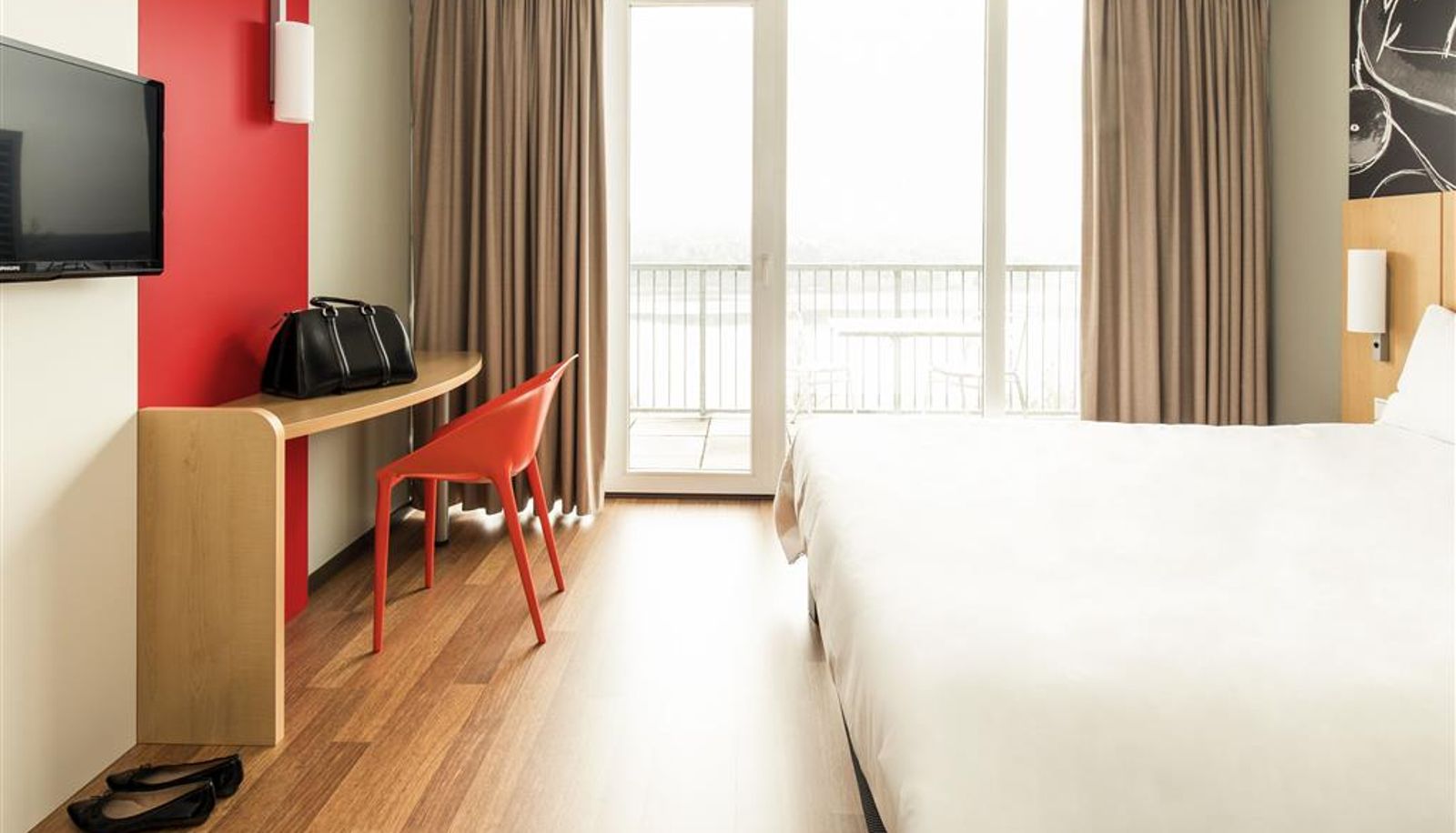 Room - ibis Woerthersee