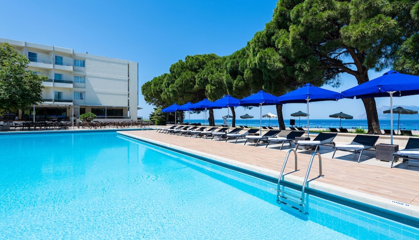 Zwembad - Porto Rio Hotel Casino