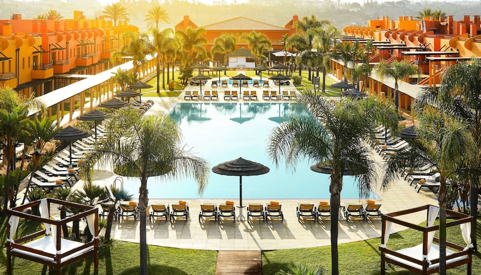 Info - NH Marina Portimao Resort