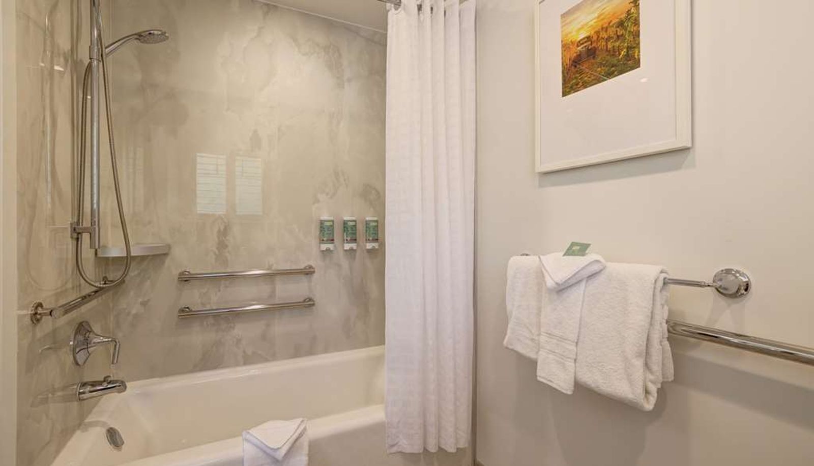 Zimmer - Sonoma Valley Inn Tapestry Collection by Hilton