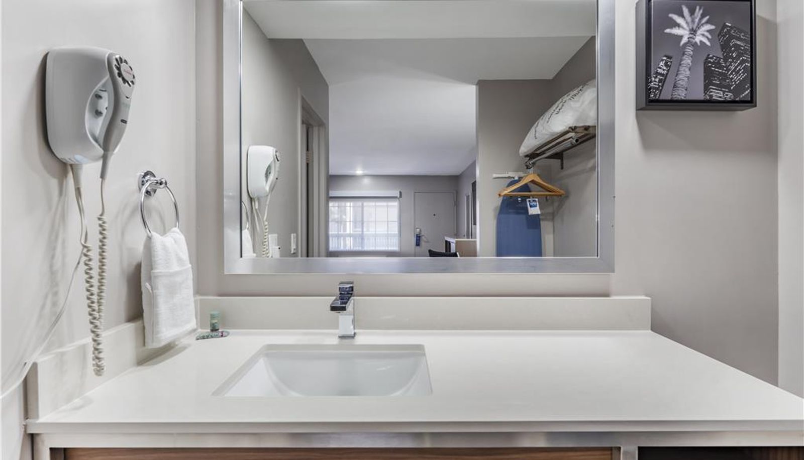 Zimmer - Best Western Airport Plaza Hotel – LAX Airport LA Stadium