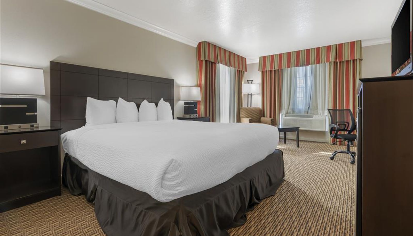Chambre - Best Western Colonial Inn