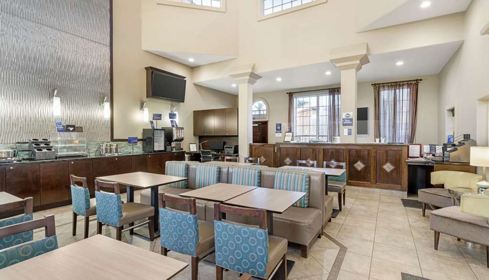 Lobby - Best Western Oxnard Inn