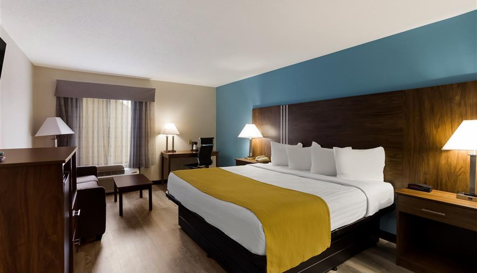 Zimmer - Best Western Crossroads Inn