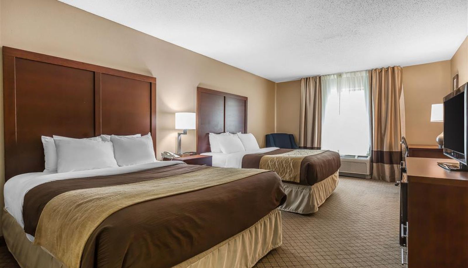 Camera - Comfort Inn & Suites Mishawaka-South Bend