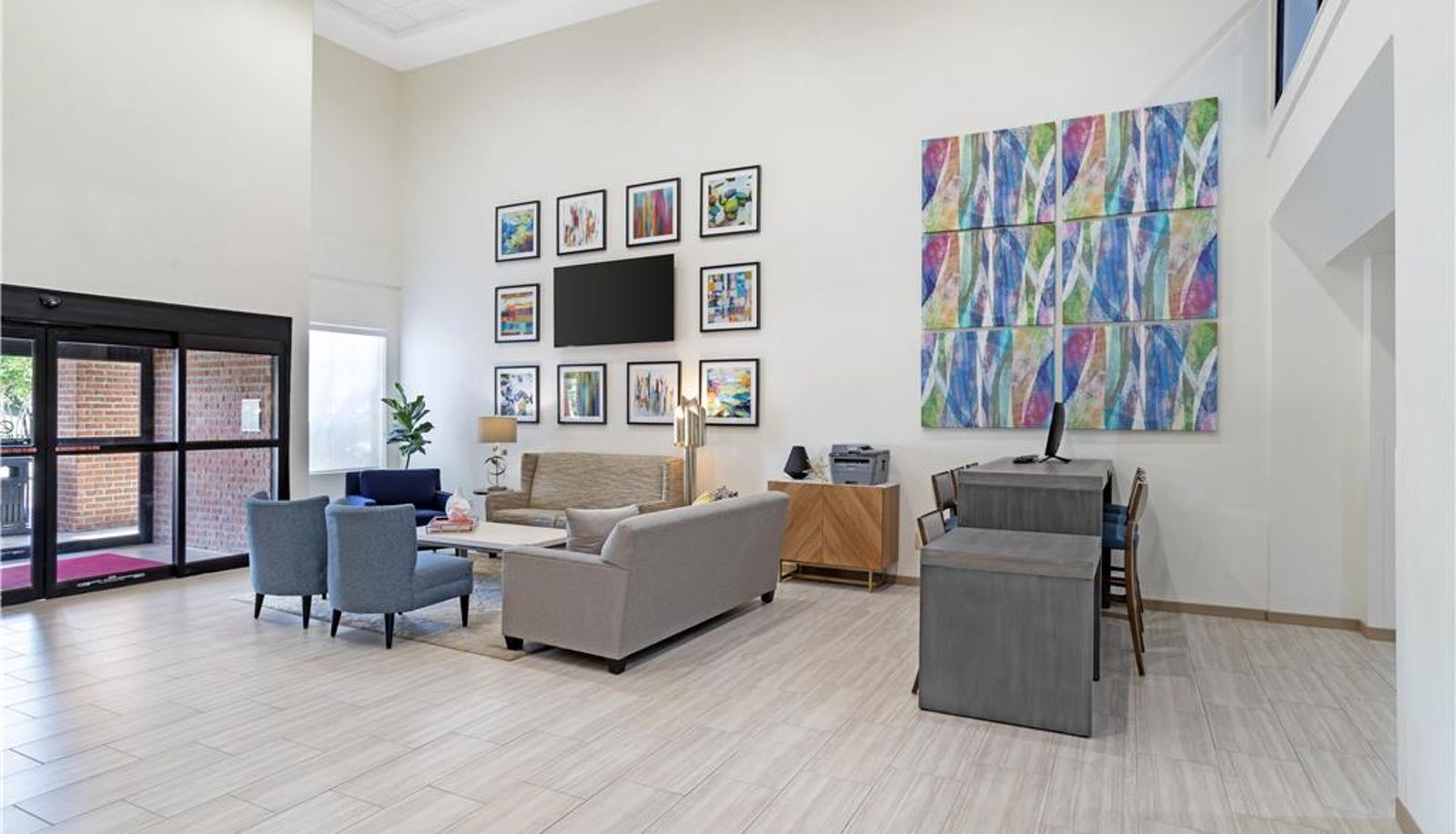 Hall - Best Western Plus Executive Hotel & Suites