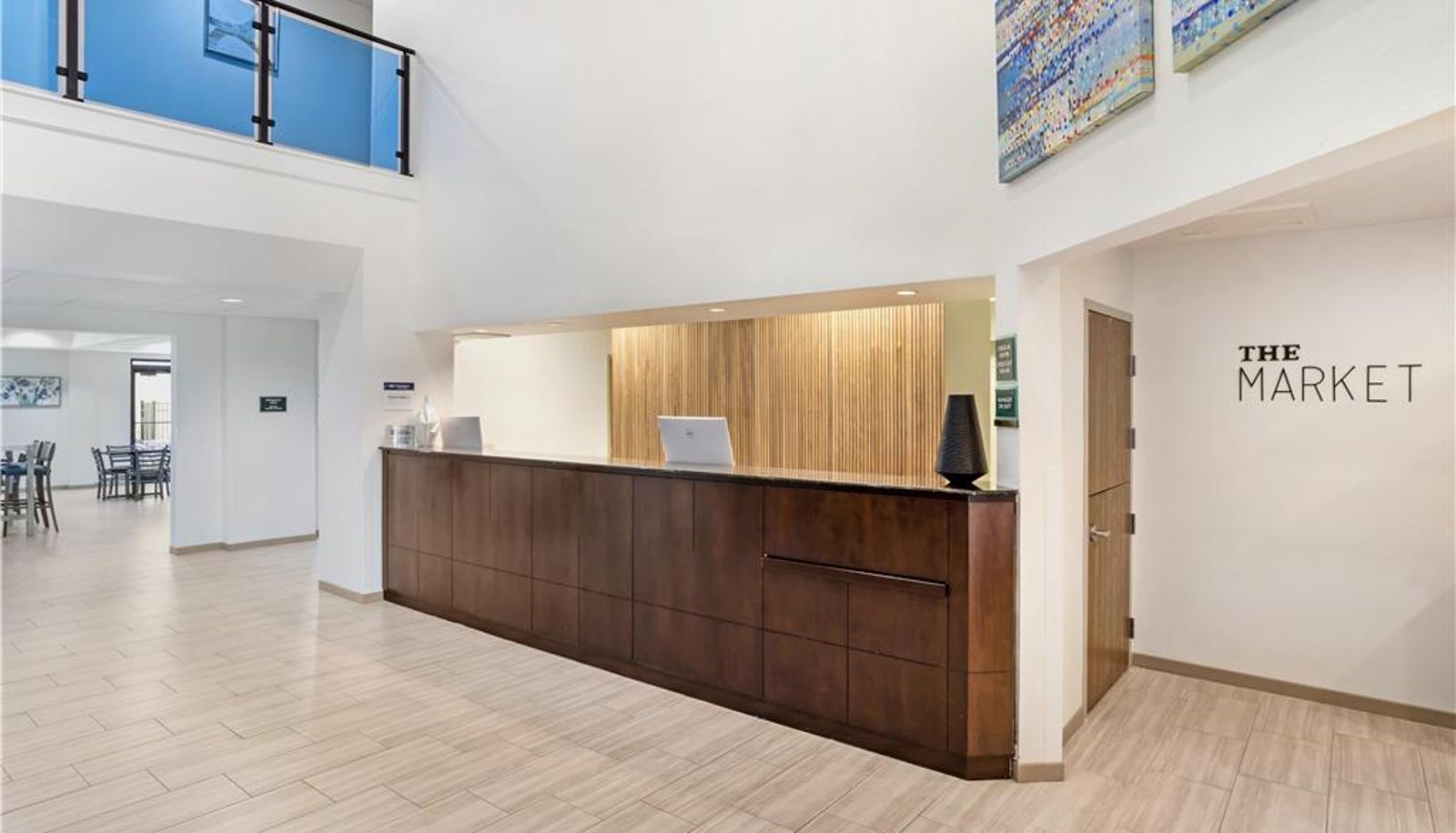 Hall - Best Western Plus Executive Hotel & Suites