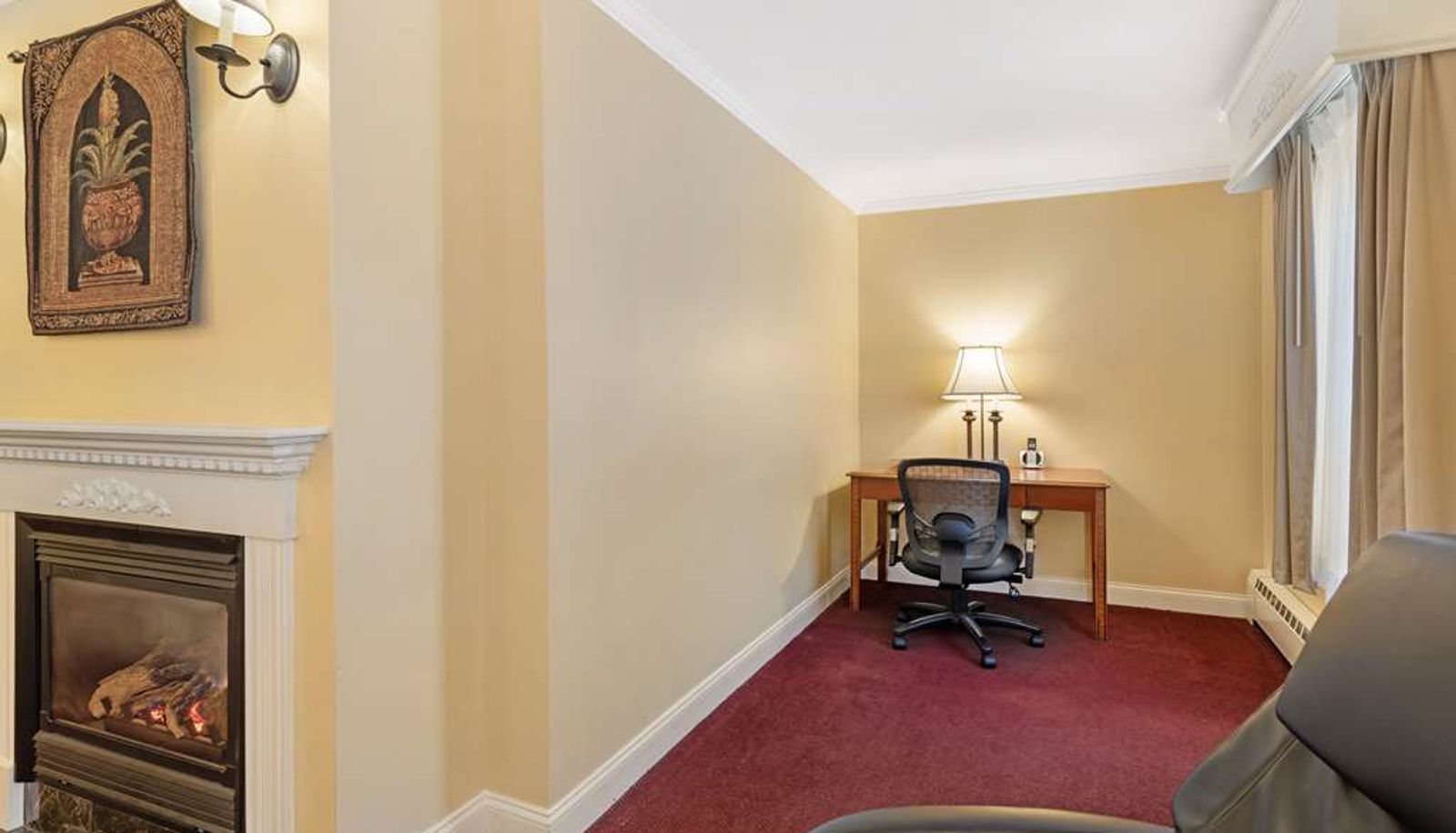 Room - Best Western White House Inn