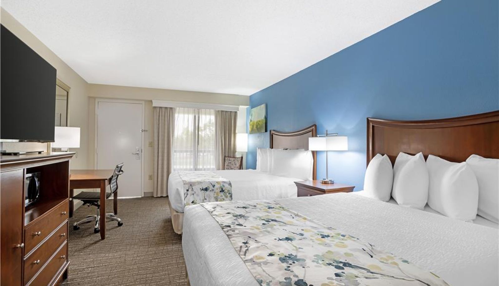 Camera - Best Western Inn & Suites - Monroe