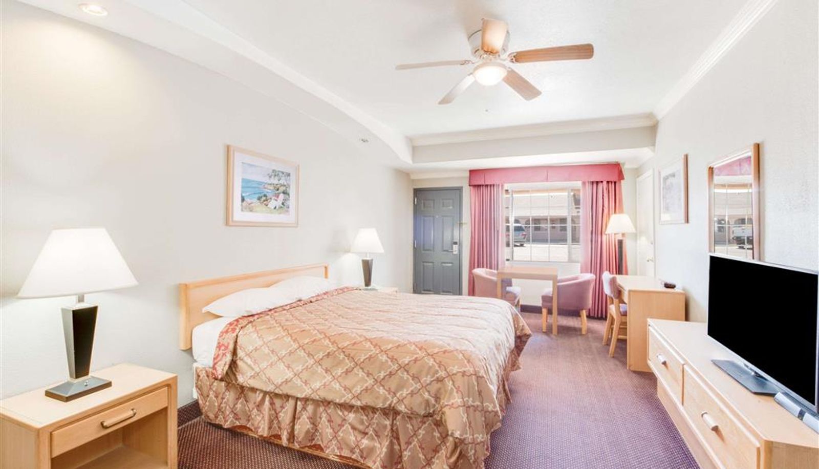 Room - Knights Inn Van Horn