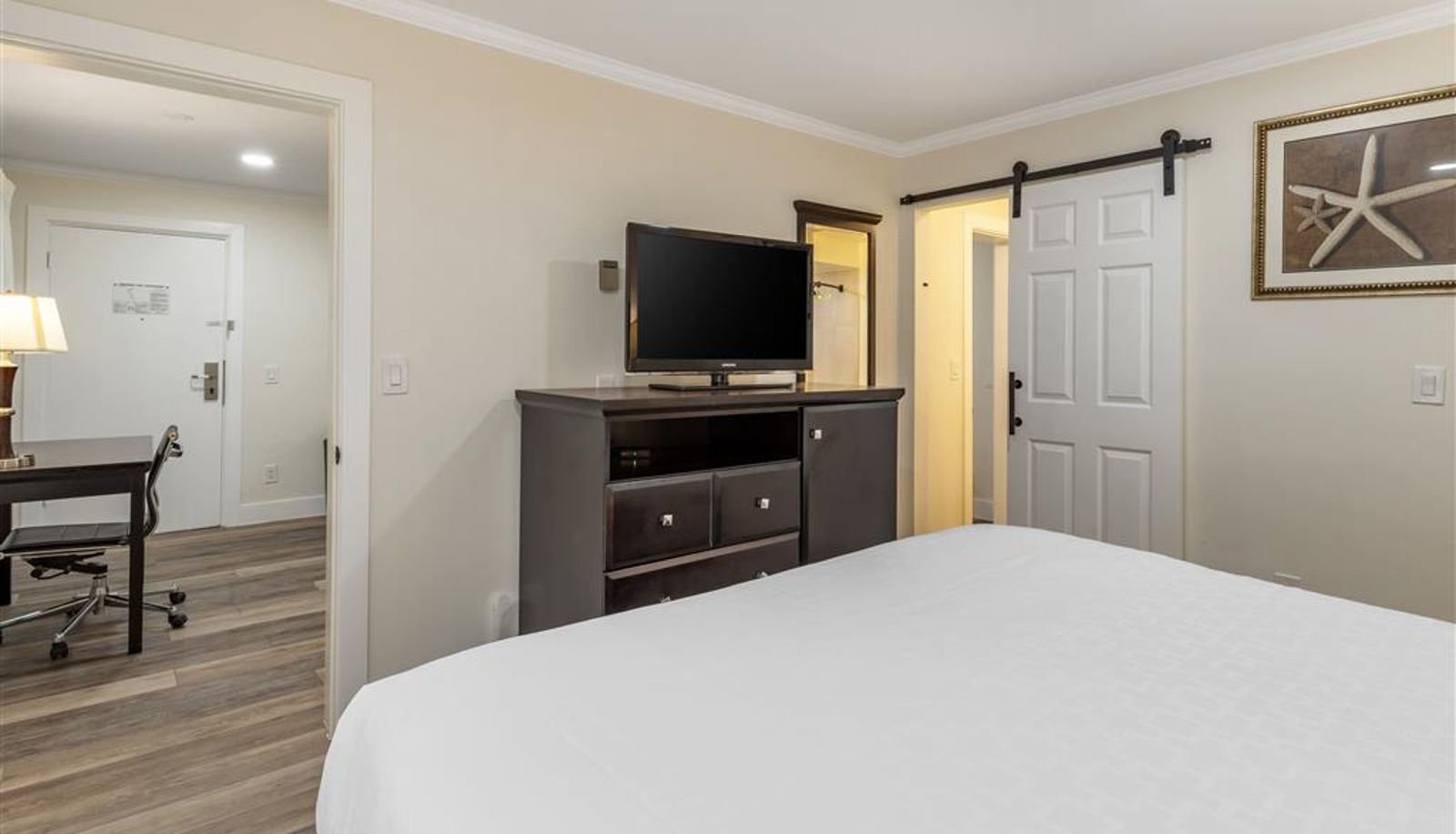 Room - Best Western Carmel's Town House Lodge