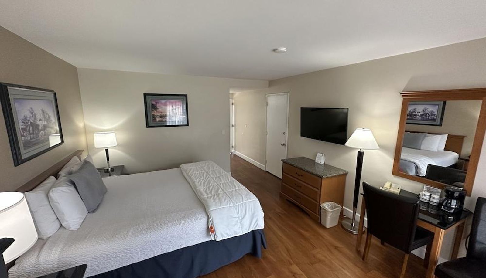 Camera standard - King Frederik Inn