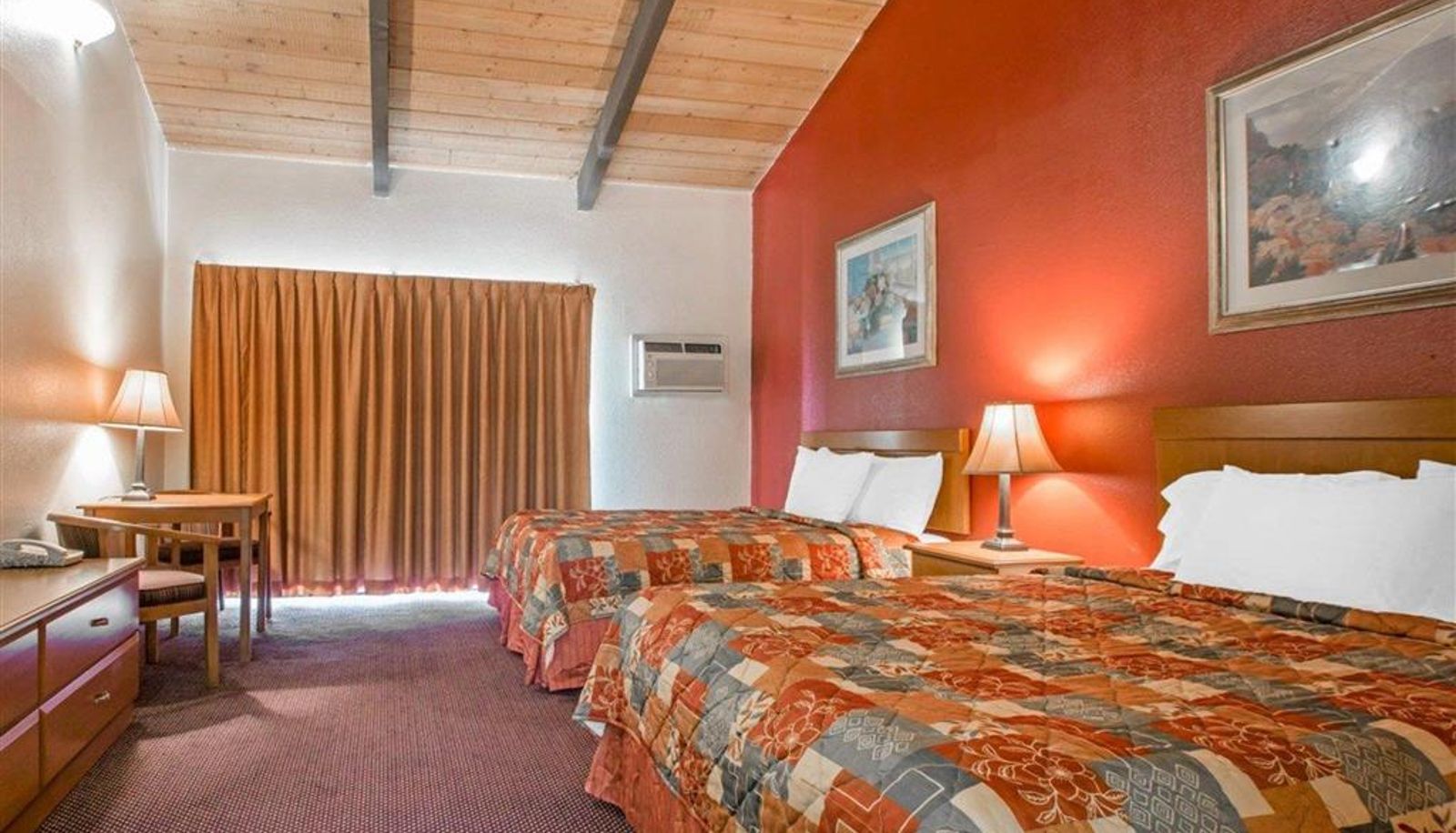 Room - Rodeway Inn Fallbrook Downtown