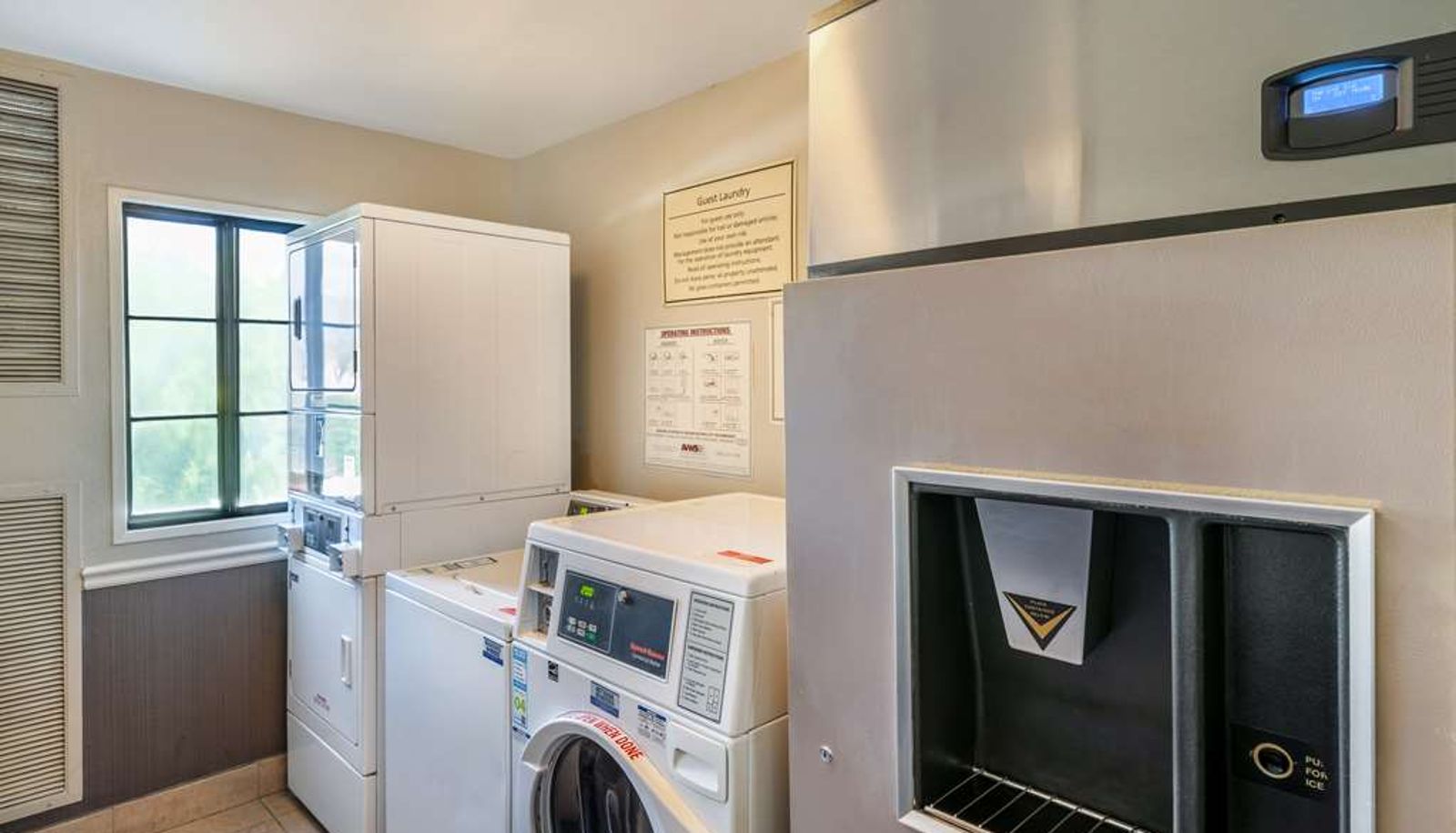 Interior view - Best Western Plus Carpinteria Inn