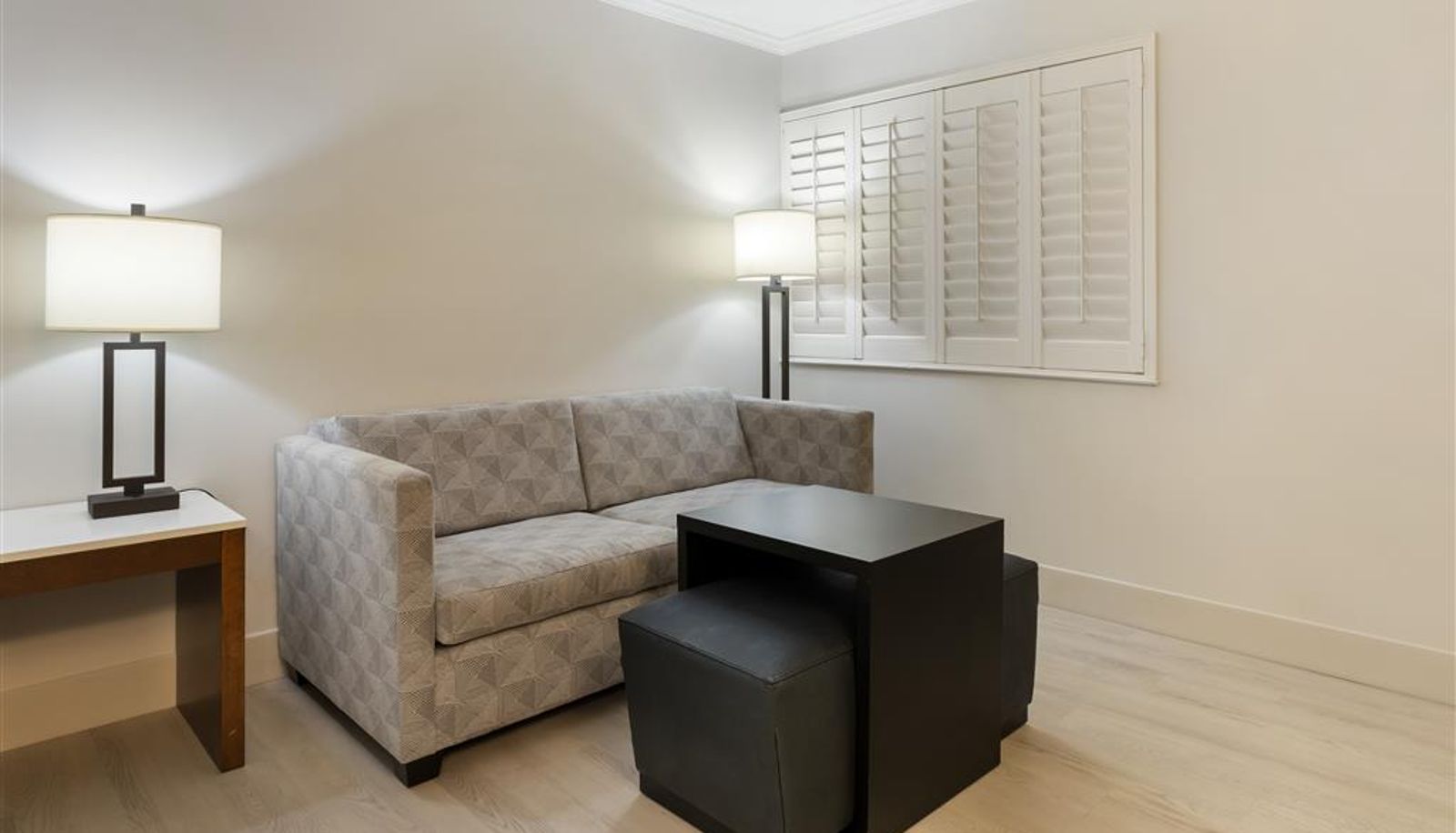Room - Best Western Plus All Suites Inn