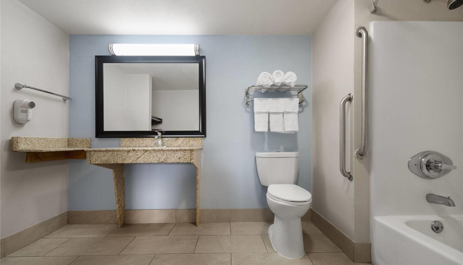 Room - Super 8 by Wyndham Covington
