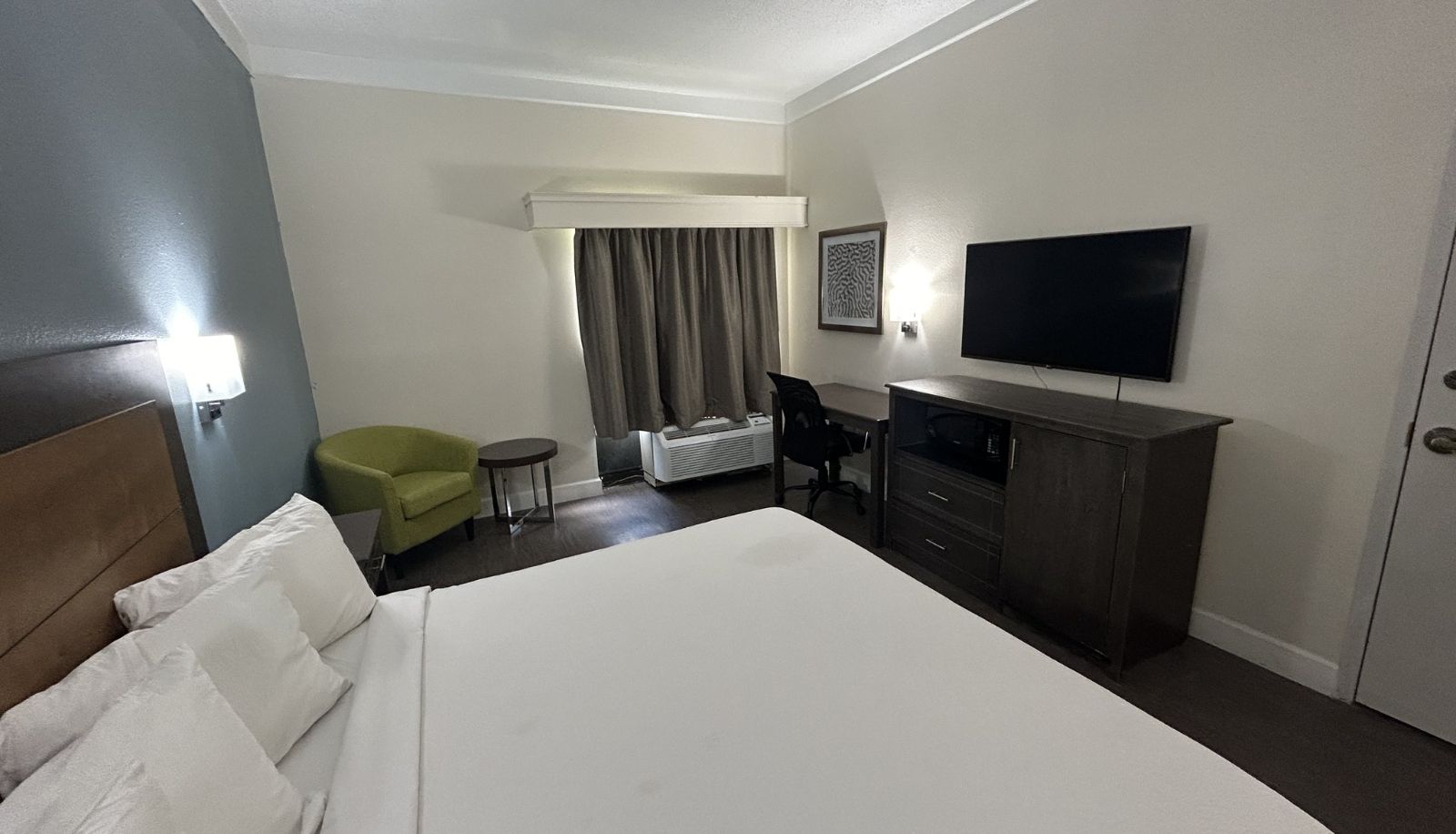 Kamer - Spark by Hilton Fort Myers