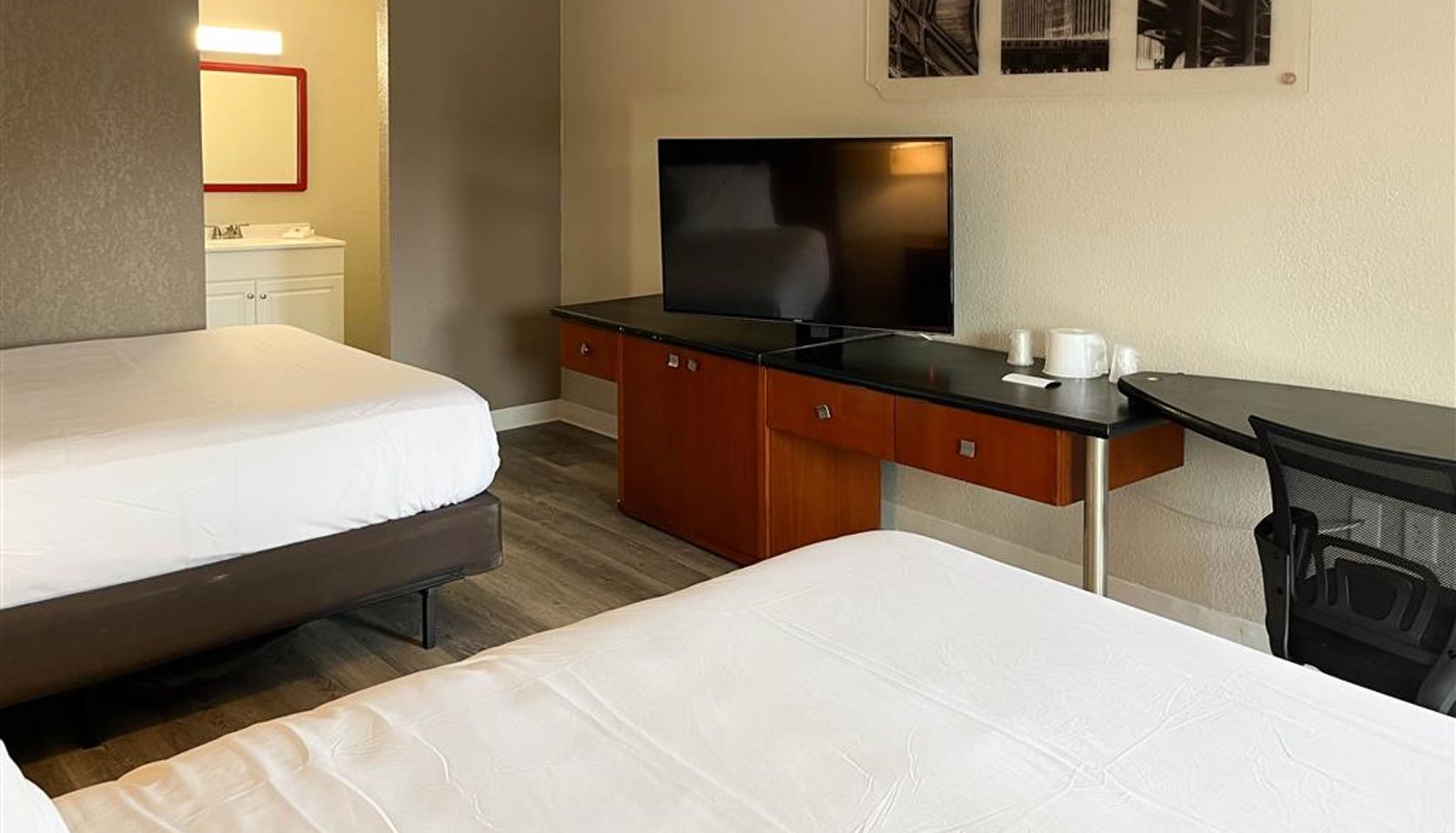 Zimmer - FL Motel 6 New Port Richey
